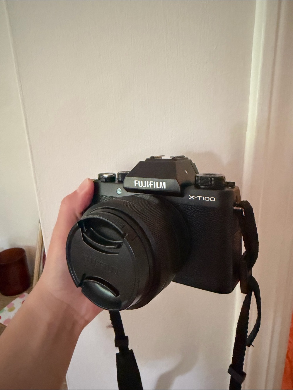 Fujifilm X-T100 Black Compact Mirrorless Camera with Lens